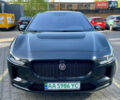Черный Ягуар I-Pace, объемом двигателя 0 л и пробегом 102 тыс. км за 24990 $, фото 1 на Automoto.ua
