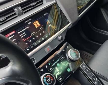 Черный Ягуар I-Pace, объемом двигателя 0 л и пробегом 44 тыс. км за 24900 $, фото 51 на Automoto.ua