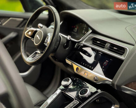 Черный Ягуар I-Pace, объемом двигателя 0 л и пробегом 138 тыс. км за 24500 $, фото 48 на Automoto.ua