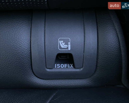 Черный Ягуар I-Pace, объемом двигателя 0 л и пробегом 120 тыс. км за 25900 $, фото 122 на Automoto.ua