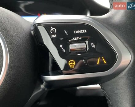Чорний Ягуар I-Pace, об'ємом двигуна 0 л та пробігом 120 тис. км за 24900 $, фото 5 на Automoto.ua
