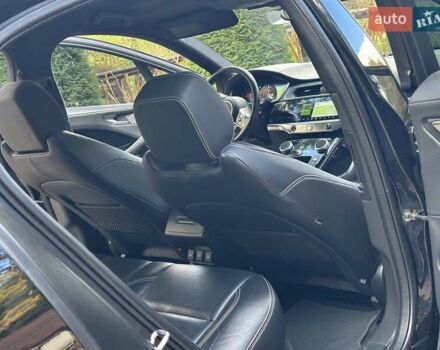 Черный Ягуар I-Pace, объемом двигателя 0 л и пробегом 80 тыс. км за 22750 $, фото 47 на Automoto.ua