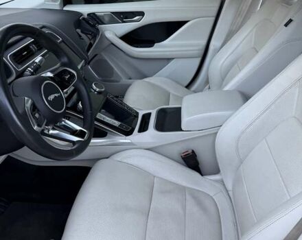 Черный Ягуар I-Pace, объемом двигателя 0 л и пробегом 128 тыс. км за 22900 $, фото 11 на Automoto.ua