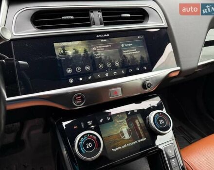 Чорний Ягуар I-Pace, об'ємом двигуна 0 л та пробігом 75 тис. км за 32990 $, фото 24 на Automoto.ua