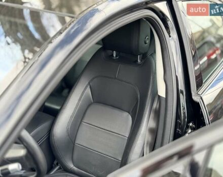 Черный Ягуар I-Pace, объемом двигателя 0 л и пробегом 95 тыс. км за 21500 $, фото 10 на Automoto.ua