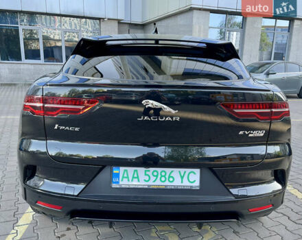 Черный Ягуар I-Pace, объемом двигателя 0 л и пробегом 102 тыс. км за 24990 $, фото 5 на Automoto.ua