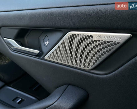 Черный Ягуар I-Pace, объемом двигателя 0 л и пробегом 120 тыс. км за 25900 $, фото 113 на Automoto.ua