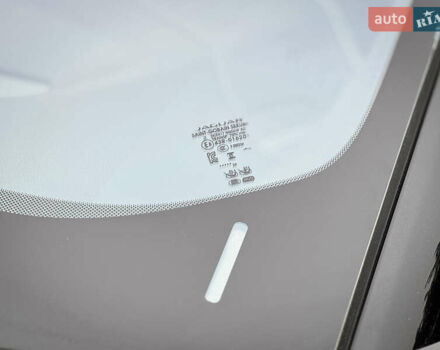 Черный Ягуар I-Pace, объемом двигателя 0 л и пробегом 138 тыс. км за 24500 $, фото 21 на Automoto.ua