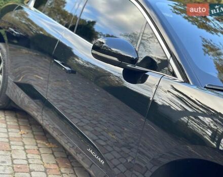 Черный Ягуар I-Pace, объемом двигателя 0 л и пробегом 80 тыс. км за 22750 $, фото 21 на Automoto.ua
