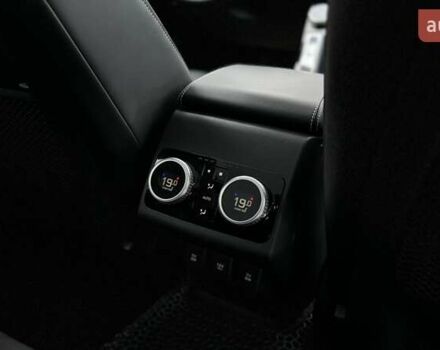 Черный Ягуар I-Pace, объемом двигателя 0 л и пробегом 36 тыс. км за 31999 $, фото 19 на Automoto.ua