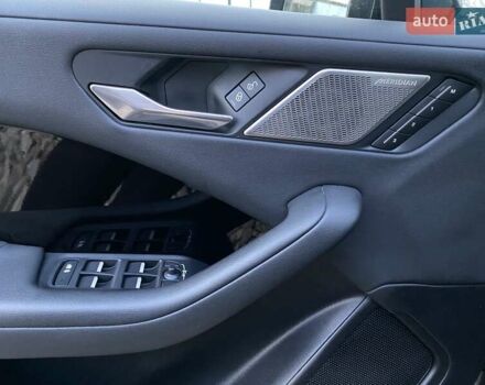 Черный Ягуар I-Pace, объемом двигателя 0 л и пробегом 90 тыс. км за 26900 $, фото 30 на Automoto.ua