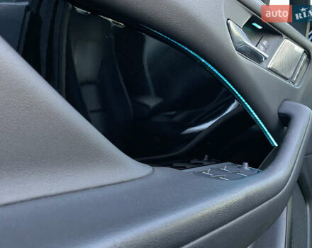 Черный Ягуар I-Pace, объемом двигателя 0 л и пробегом 120 тыс. км за 25900 $, фото 39 на Automoto.ua