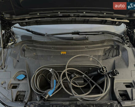 Черный Ягуар I-Pace, объемом двигателя 0 л и пробегом 115 тыс. км за 26800 $, фото 43 на Automoto.ua