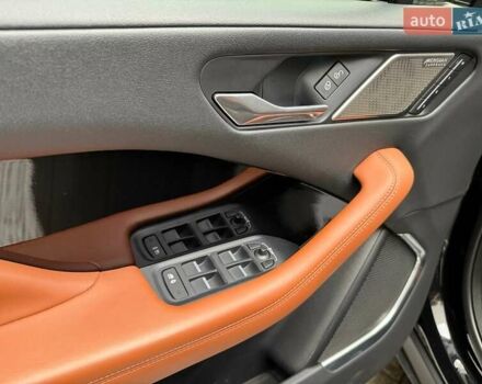 Ягуар I-Pace 2019 в Киеве на Automoto.ua Черный Ягуар I-Pace, объемом двигателя 0 л и пробегом 74 тыс. км за 34990 $, фото 16 на Automoto.ua