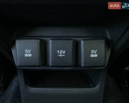 Черный Ягуар I-Pace, объемом двигателя 0 л и пробегом 120 тыс. км за 25900 $, фото 118 на Automoto.ua