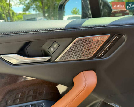 Черный Ягуар I-Pace, объемом двигателя 0 л и пробегом 77 тыс. км за 32000 $, фото 8 на Automoto.ua