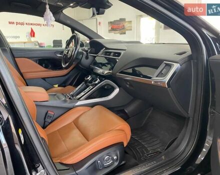 Чорний Ягуар I-Pace, об'ємом двигуна 0 л та пробігом 73 тис. км за 34990 $, фото 27 на Automoto.ua