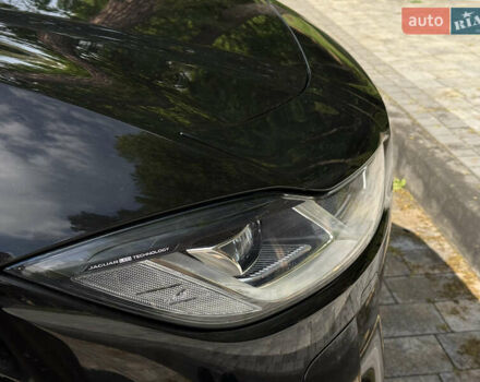 Черный Ягуар I-Pace, объемом двигателя 0 л и пробегом 128 тыс. км за 21550 $, фото 4 на Automoto.ua