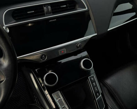 Черный Ягуар I-Pace, объемом двигателя 0 л и пробегом 115 тыс. км за 26800 $, фото 35 на Automoto.ua