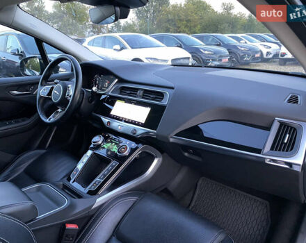 Черный Ягуар I-Pace, объемом двигателя 0 л и пробегом 120 тыс. км за 25900 $, фото 133 на Automoto.ua