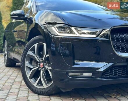 Черный Ягуар I-Pace, объемом двигателя 0 л и пробегом 80 тыс. км за 22750 $, фото 14 на Automoto.ua