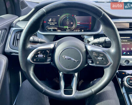 Черный Ягуар I-Pace, объемом двигателя 0 л и пробегом 102 тыс. км за 24990 $, фото 13 на Automoto.ua