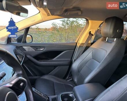 Чорний Ягуар I-Pace, об'ємом двигуна 0 л та пробігом 126 тис. км за 25500 $, фото 7 на Automoto.ua
