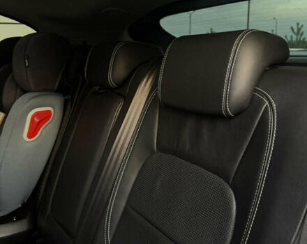 Черный Ягуар I-Pace, объемом двигателя 0 л и пробегом 115 тыс. км за 26800 $, фото 38 на Automoto.ua