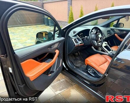 Черный Ягуар I-Pace, объемом двигателя 0 л и пробегом 69 тыс. км за 39900 $, фото 8 на Automoto.ua