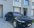 Черный Ягуар I-Pace, объемом двигателя 0 л и пробегом 121 тыс. км за 27000 $, фото 1 на Automoto.ua