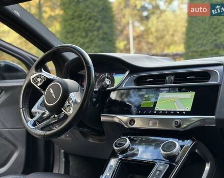 Черный Ягуар I-Pace, объемом двигателя 0 л и пробегом 78 тыс. км за 22700 $, фото 37 на Automoto.ua