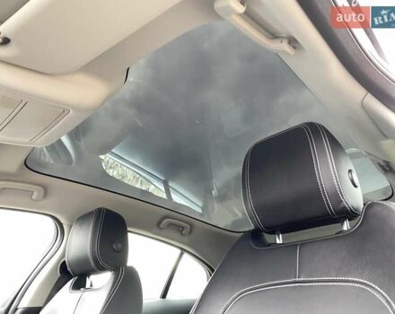 Черный Ягуар I-Pace, объемом двигателя 0 л и пробегом 98 тыс. км за 25200 $, фото 3 на Automoto.ua