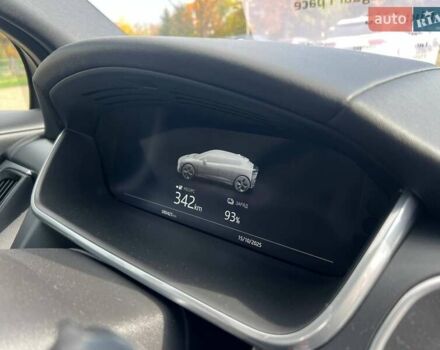 Черный Ягуар I-Pace, объемом двигателя 0 л и пробегом 80 тыс. км за 13999 $, фото 10 на Automoto.ua