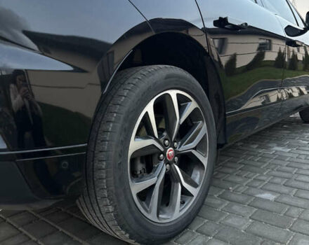 Черный Ягуар I-Pace, объемом двигателя 0 л и пробегом 115 тыс. км за 26800 $, фото 26 на Automoto.ua