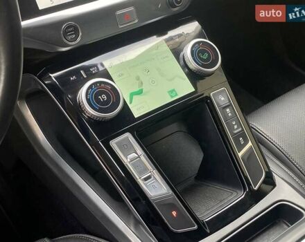 Черный Ягуар I-Pace, объемом двигателя 0 л и пробегом 107 тыс. км за 21900 $, фото 24 на Automoto.ua