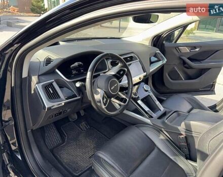 Черный Ягуар I-Pace, объемом двигателя 0 л и пробегом 73 тыс. км за 23999 $, фото 14 на Automoto.ua