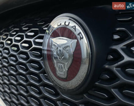 Черный Ягуар I-Pace, объемом двигателя 0 л и пробегом 120 тыс. км за 25900 $, фото 28 на Automoto.ua