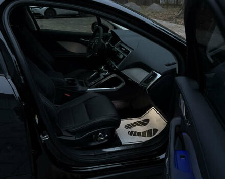 Черный Ягуар I-Pace, объемом двигателя 0 л и пробегом 69 тыс. км за 29900 $, фото 25 на Automoto.ua