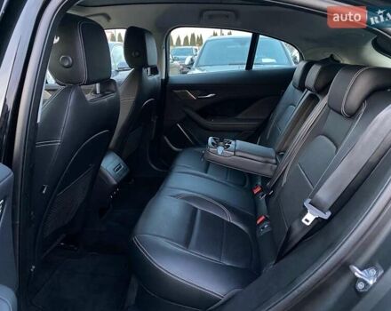 Черный Ягуар I-Pace, объемом двигателя 0 л и пробегом 90 тыс. км за 26900 $, фото 76 на Automoto.ua