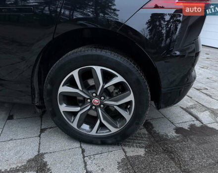 Черный Ягуар I-Pace, объемом двигателя 0 л и пробегом 69 тыс. км за 29900 $, фото 5 на Automoto.ua