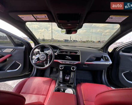 Черный Ягуар I-Pace, объемом двигателя 0 л и пробегом 74 тыс. км за 28800 $, фото 19 на Automoto.ua