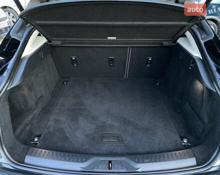 Черный Ягуар I-Pace, объемом двигателя 0 л и пробегом 120 тыс. км за 25900 $, фото 124 на Automoto.ua