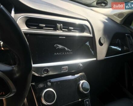 Черный Ягуар I-Pace, объемом двигателя 0 л и пробегом 210 тыс. км за 32000 $, фото 10 на Automoto.ua