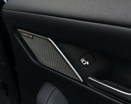 Черный Ягуар I-Pace, объемом двигателя 0 л и пробегом 115 тыс. км за 26800 $, фото 29 на Automoto.ua