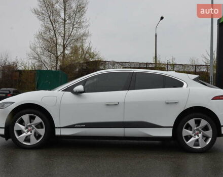 Черный Ягуар I-Pace, объемом двигателя 0 л и пробегом 49 тыс. км за 29900 $, фото 4 на Automoto.ua