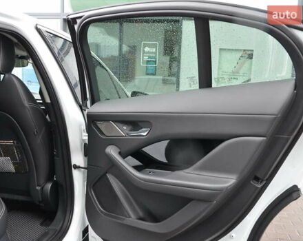 Черный Ягуар I-Pace, объемом двигателя 0 л и пробегом 49 тыс. км за 29900 $, фото 39 на Automoto.ua