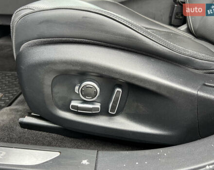 Черный Ягуар I-Pace, объемом двигателя 0 л и пробегом 116 тыс. км за 23990 $, фото 21 на Automoto.ua