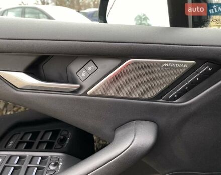 Черный Ягуар I-Pace, объемом двигателя 0 л и пробегом 98 тыс. км за 25200 $, фото 5 на Automoto.ua