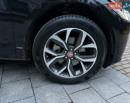 Черный Ягуар I-Pace, объемом двигателя 0 л и пробегом 69 тыс. км за 29900 $, фото 10 на Automoto.ua