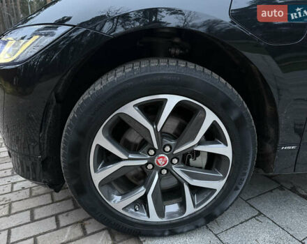 Черный Ягуар I-Pace, объемом двигателя 0 л и пробегом 69 тыс. км за 29900 $, фото 2 на Automoto.ua